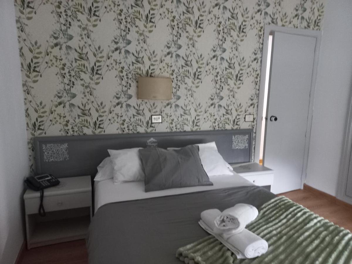 Hotel Los Arenales De 赫尔特 外观 照片